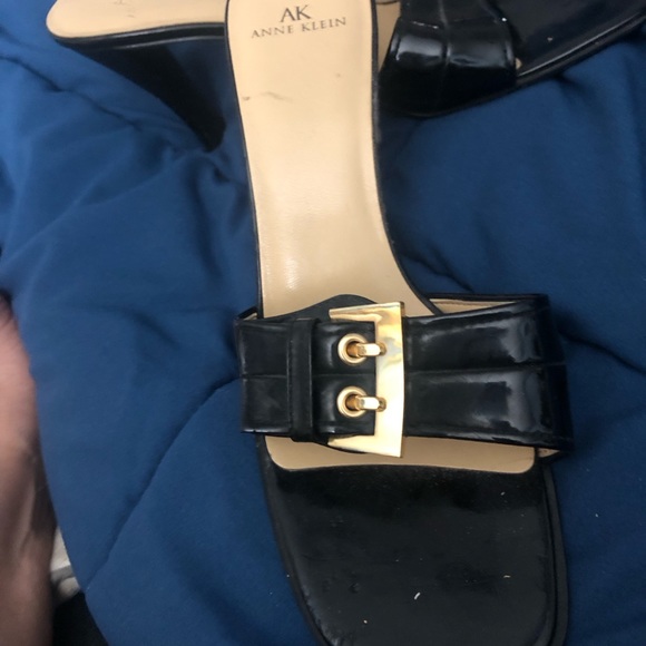Black, gold buckle, 2.5- 3” heel, Anne Klein - Picture 3 of 3
